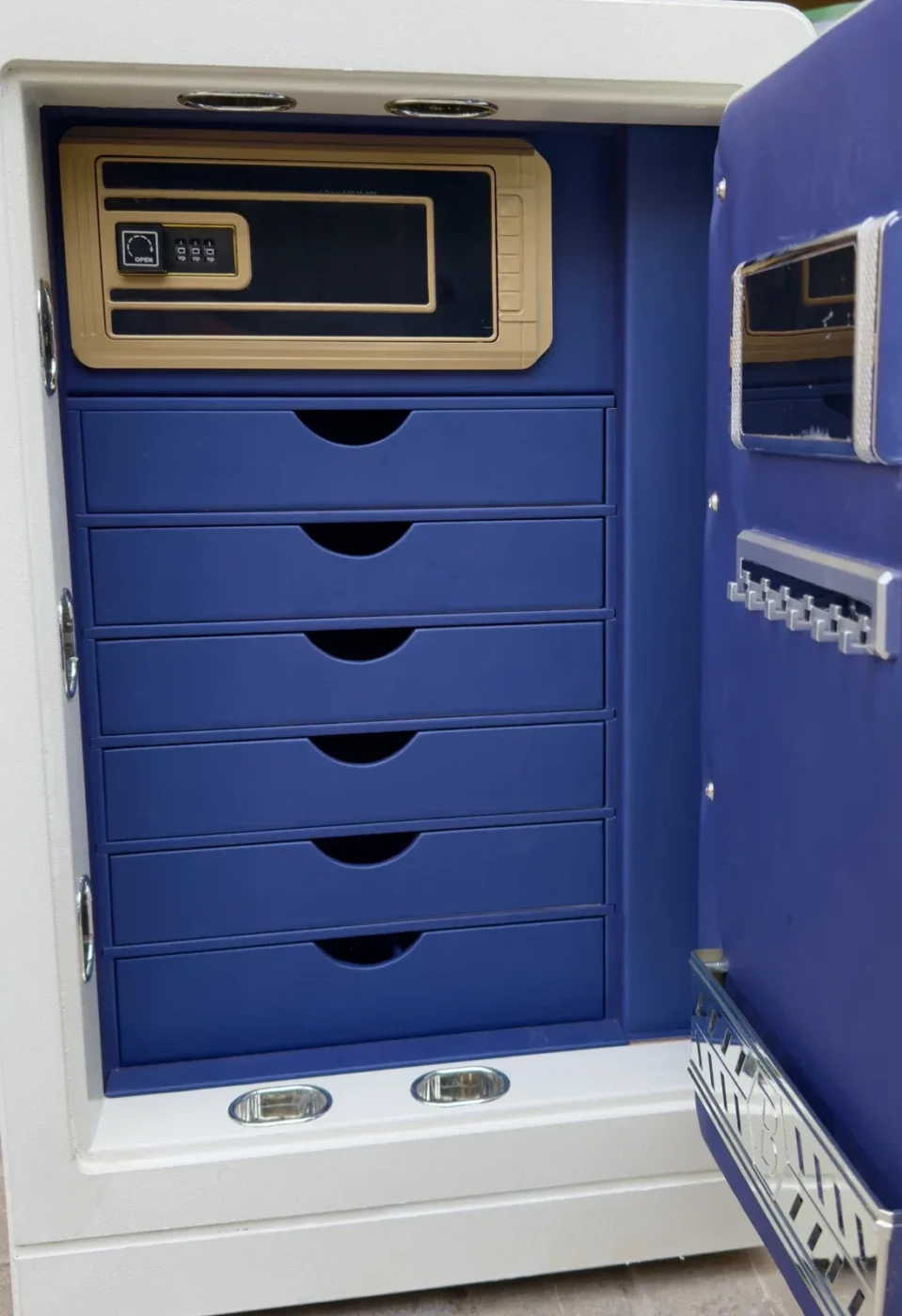 Ivory & Royal Blue luxury jewellery safe with 6 drawers